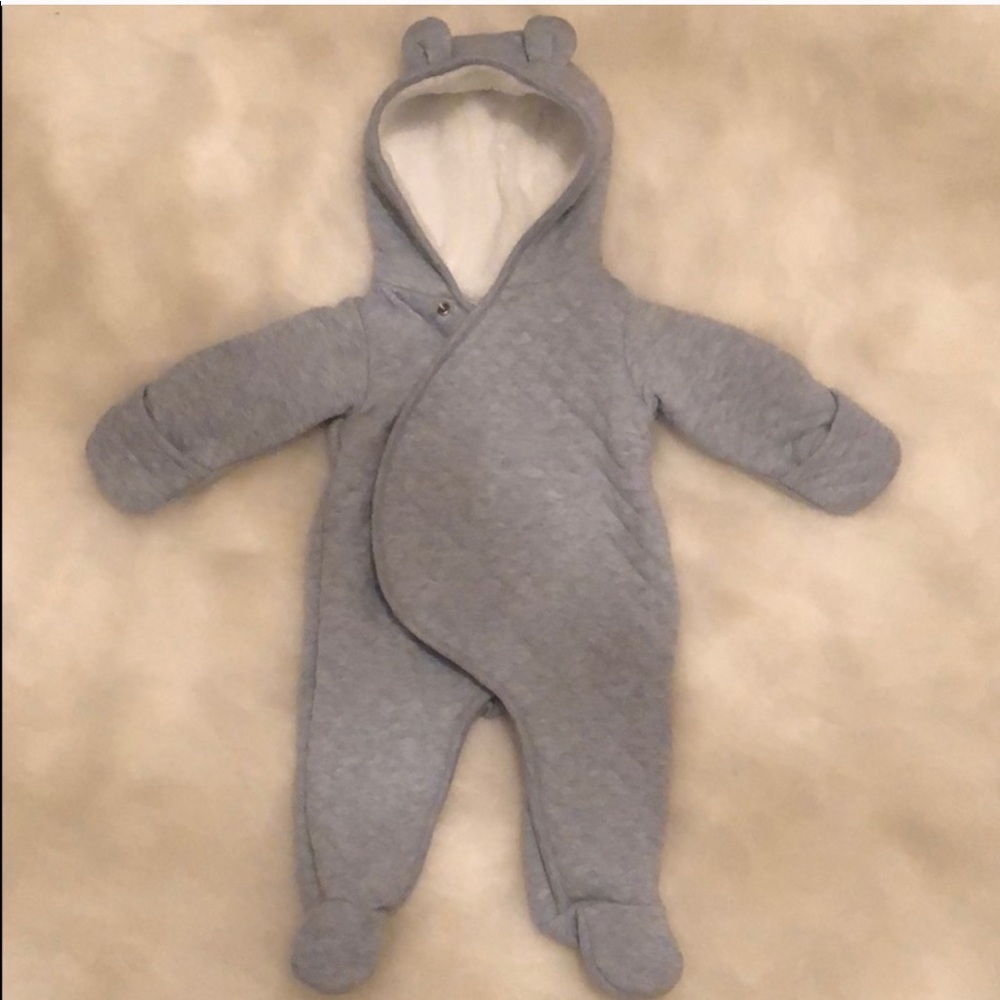 Carter’s baby boy Bunting suit